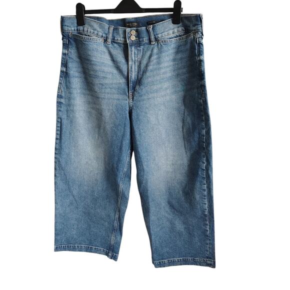 Banana Republic Jeans - Picture 2 of 5